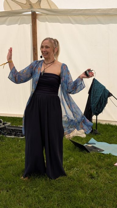 Clare explaining nervous system regulation at a breathwork workshop