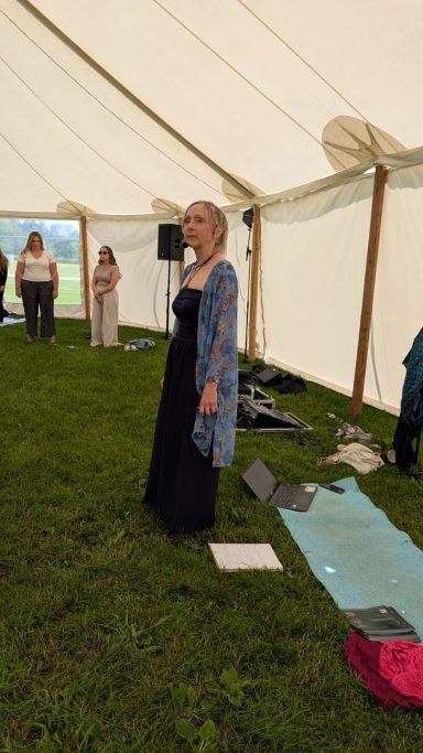 Grounding and body awareness practice before a breathwork session